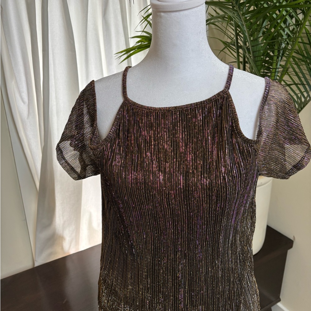Alice Blue Gold and Black Short Sleeve Cut Out Pleated Blouse